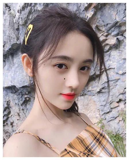 鞠婧祎圈内的爆料是什么,娱乐圈背后的真实故事