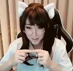 爆料小飞主播视频在线观看,独家视频在线观看，带你领略直播魅力