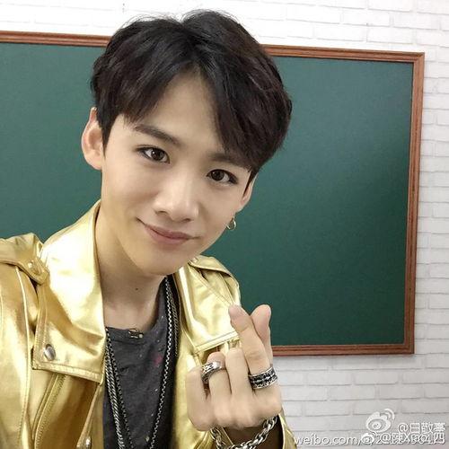 白敬亭脱粉爆料视频大全,揭秘娱乐圈背后的真相