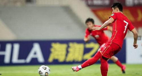 中国足球爆料新闻最新消息,转会风云再起，内幕揭秘引热议