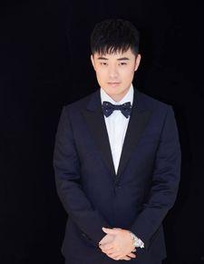 娱乐圈爆料很多人的男明星,揭秘明星背后的秘密生活