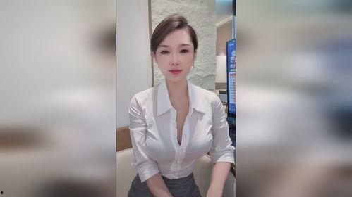 白衬衫全过程爆料视频大全,从挑选到穿搭的时尚指南